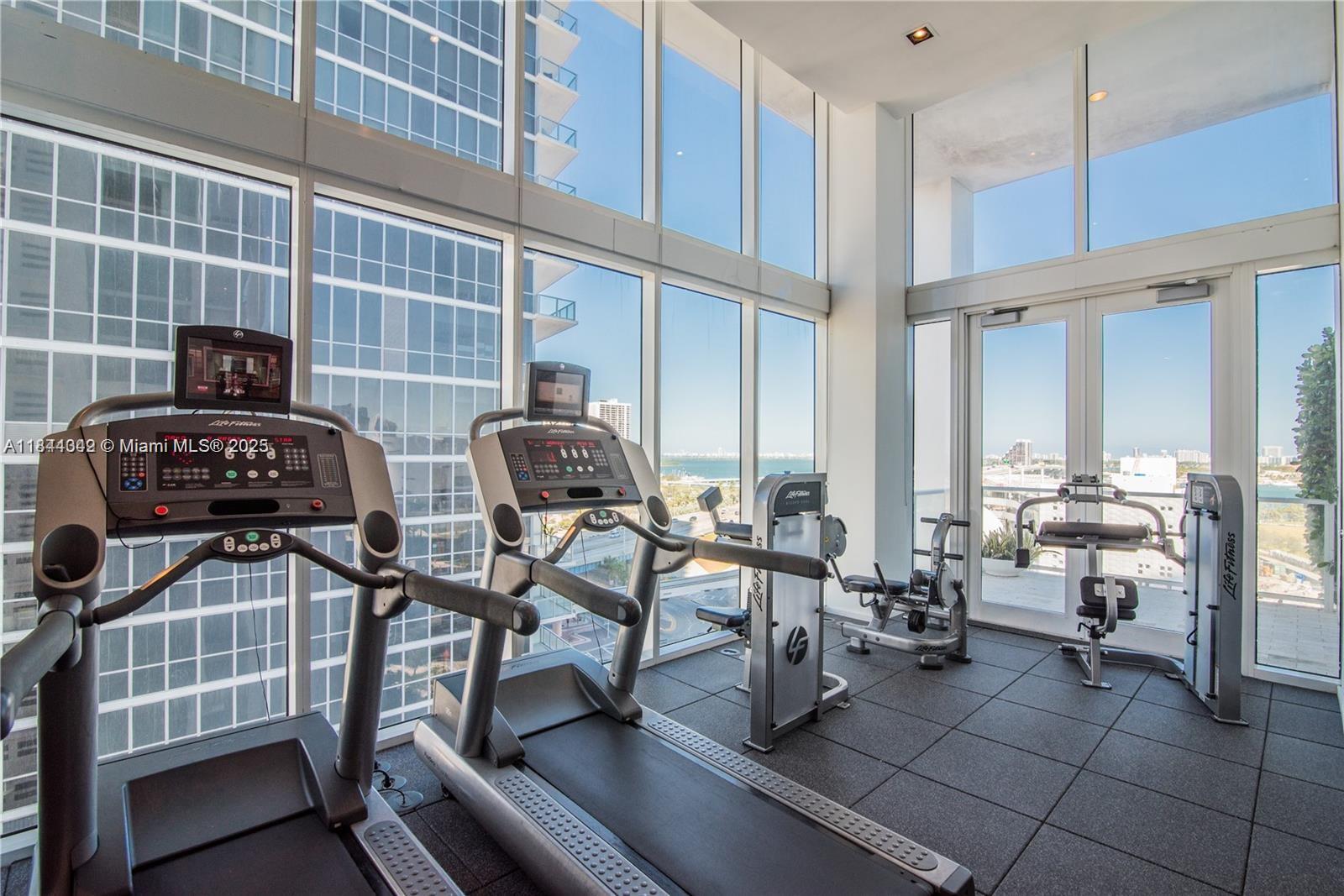 1040 Biscayne Blvd # 3607