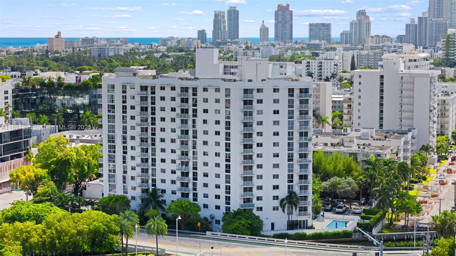 1688 West Ave # 1004