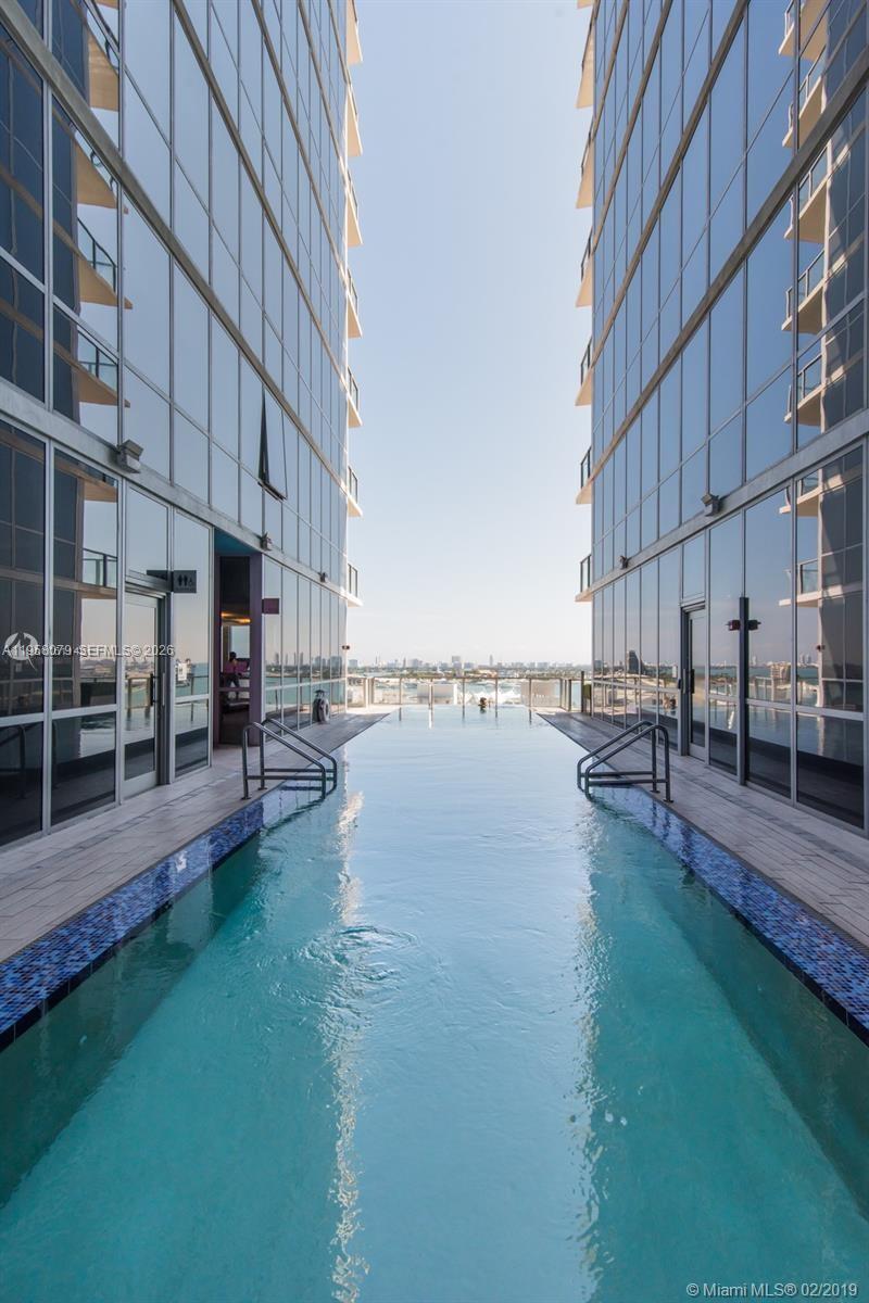 1100 Biscayne Blvd # 5401