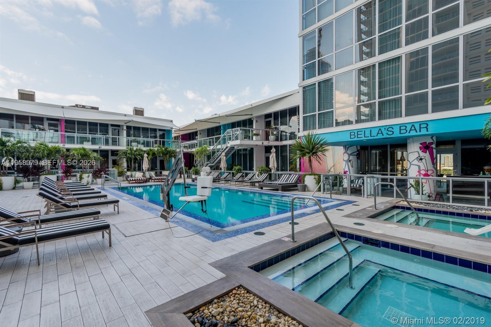 1100 Biscayne Blvd # 5401