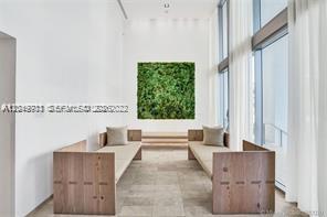 1040 Biscayne Blvd # 3802