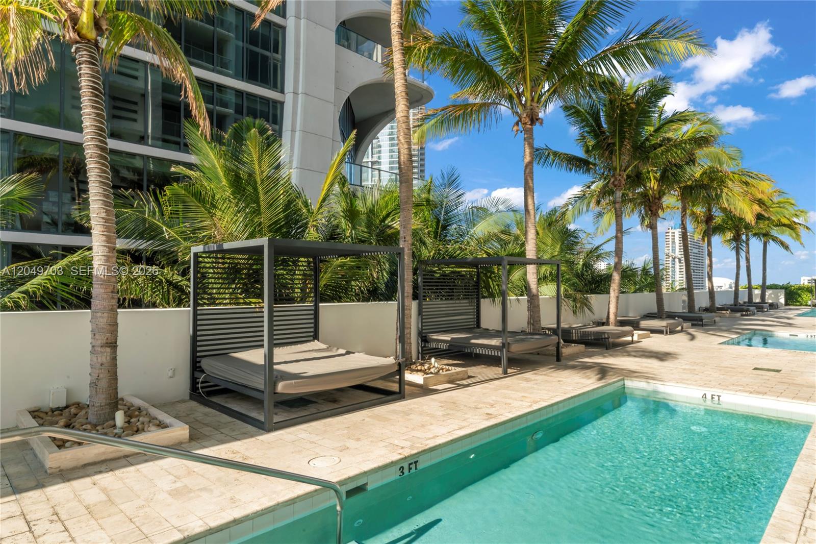 1040 Biscayne Blvd # 3802