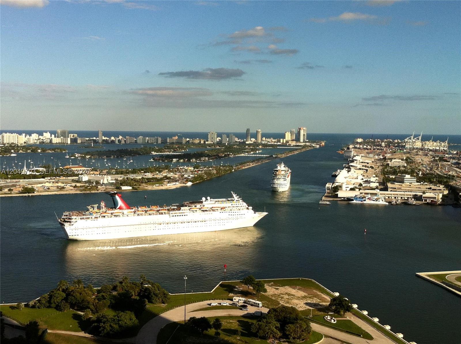1040 Biscayne Blvd # 3802