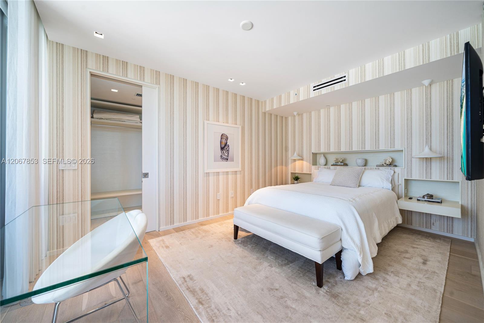 1 Collins Ave # 406