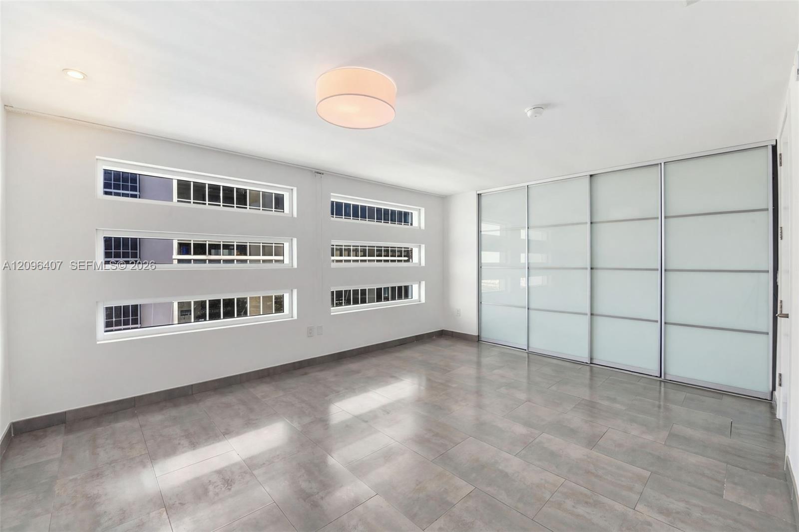 1040 Biscayne Blvd # 3704