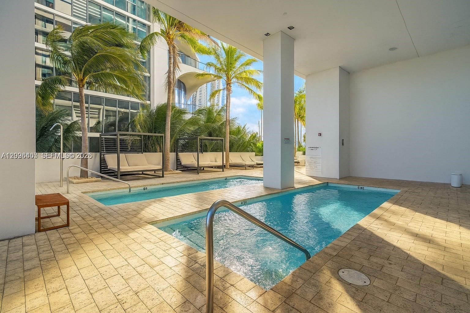 1040 Biscayne Blvd # 3704