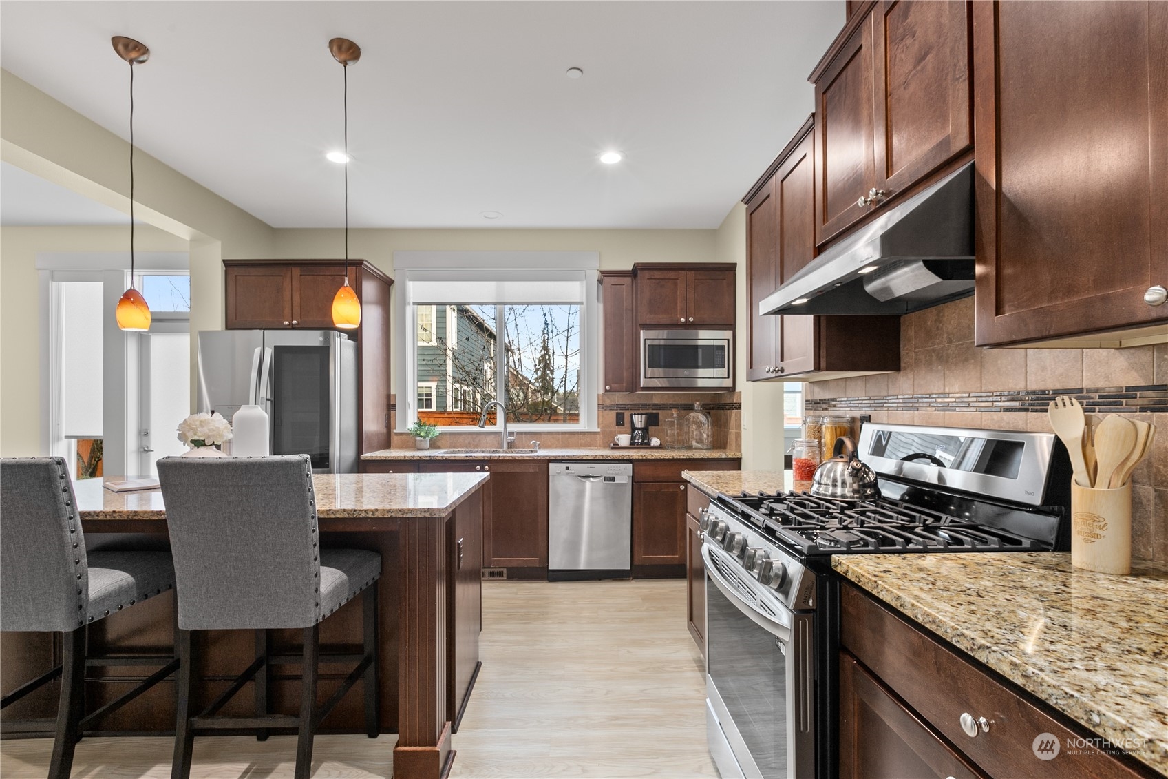 Discover the Property at 17712 NE 113th Way, Redmond, WA