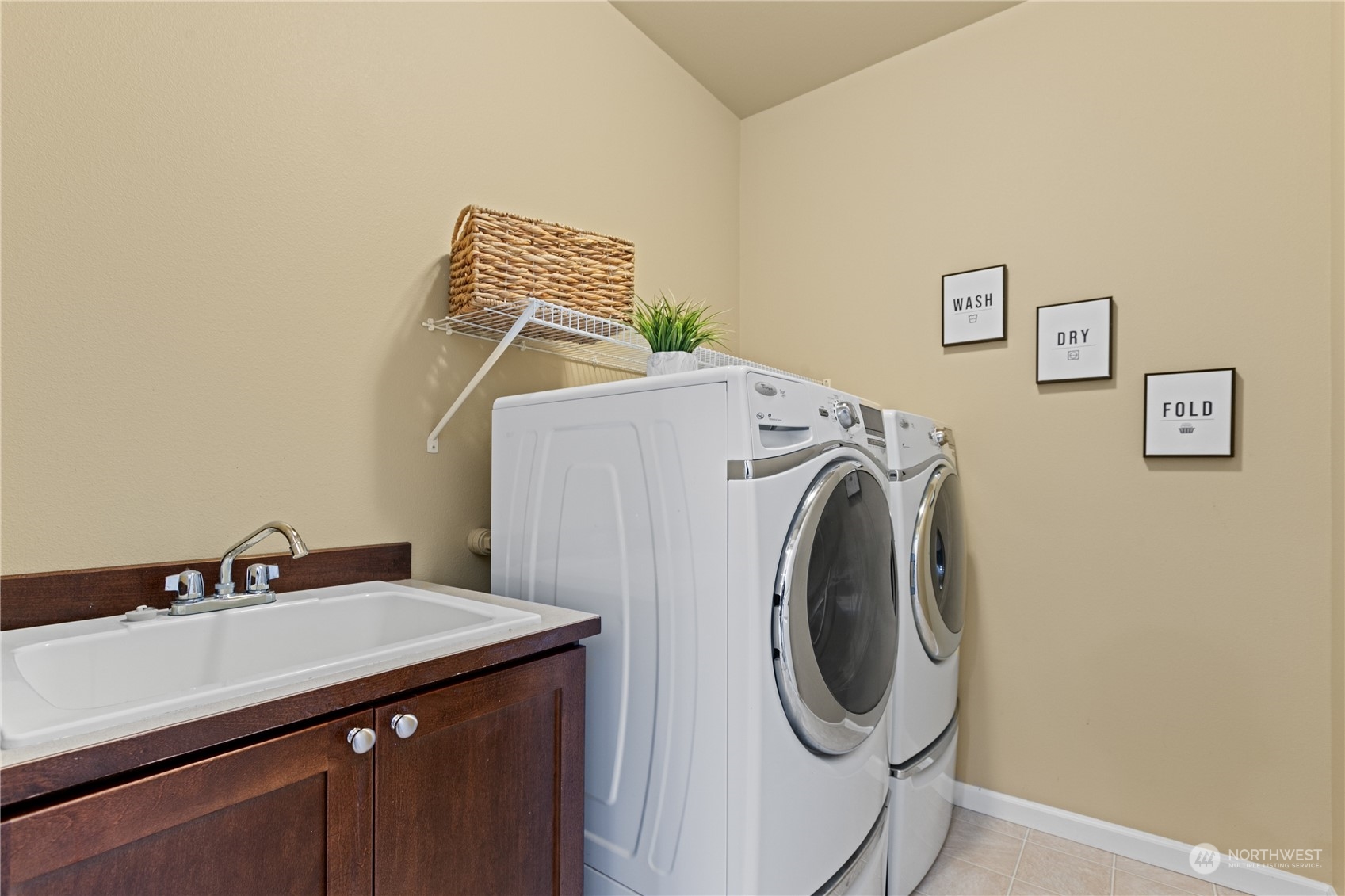 Discover the Property at 17712 NE 113th Way, Redmond, WA