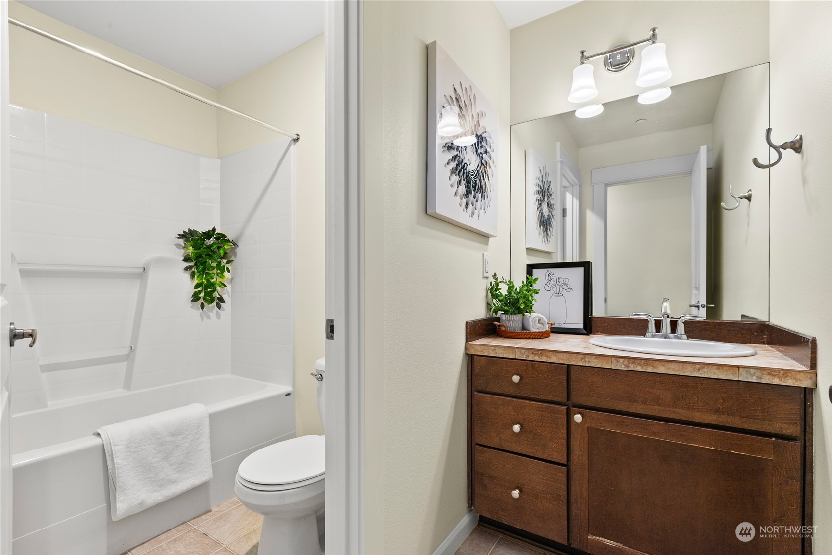 Discover the Property at 17712 NE 113th Way, Redmond, WA