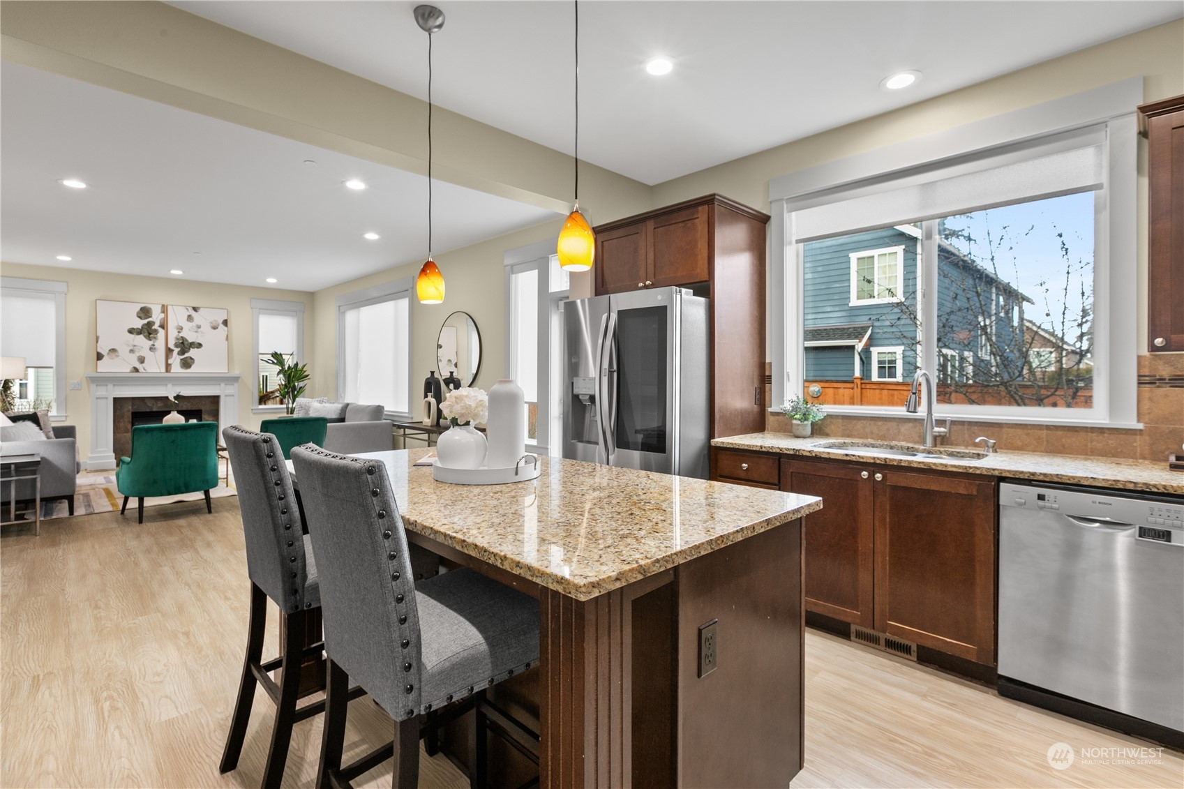 Discover the Property at 17712 NE 113th Way, Redmond, WA