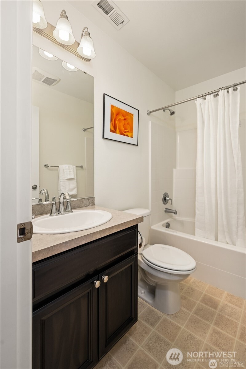 Explore the Residence at 14532 15th Place W, Lynnwood, WA