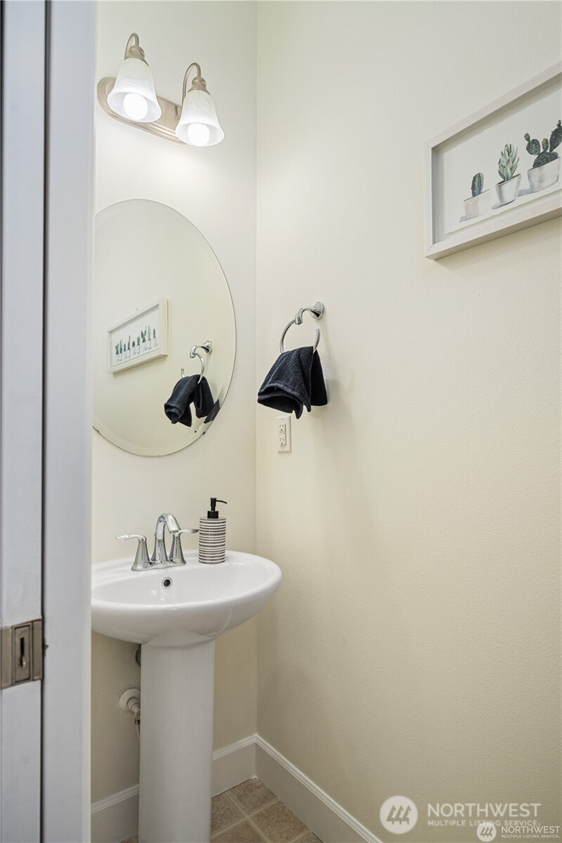 Explore the Residence at 14532 15th Place W, Lynnwood, WA