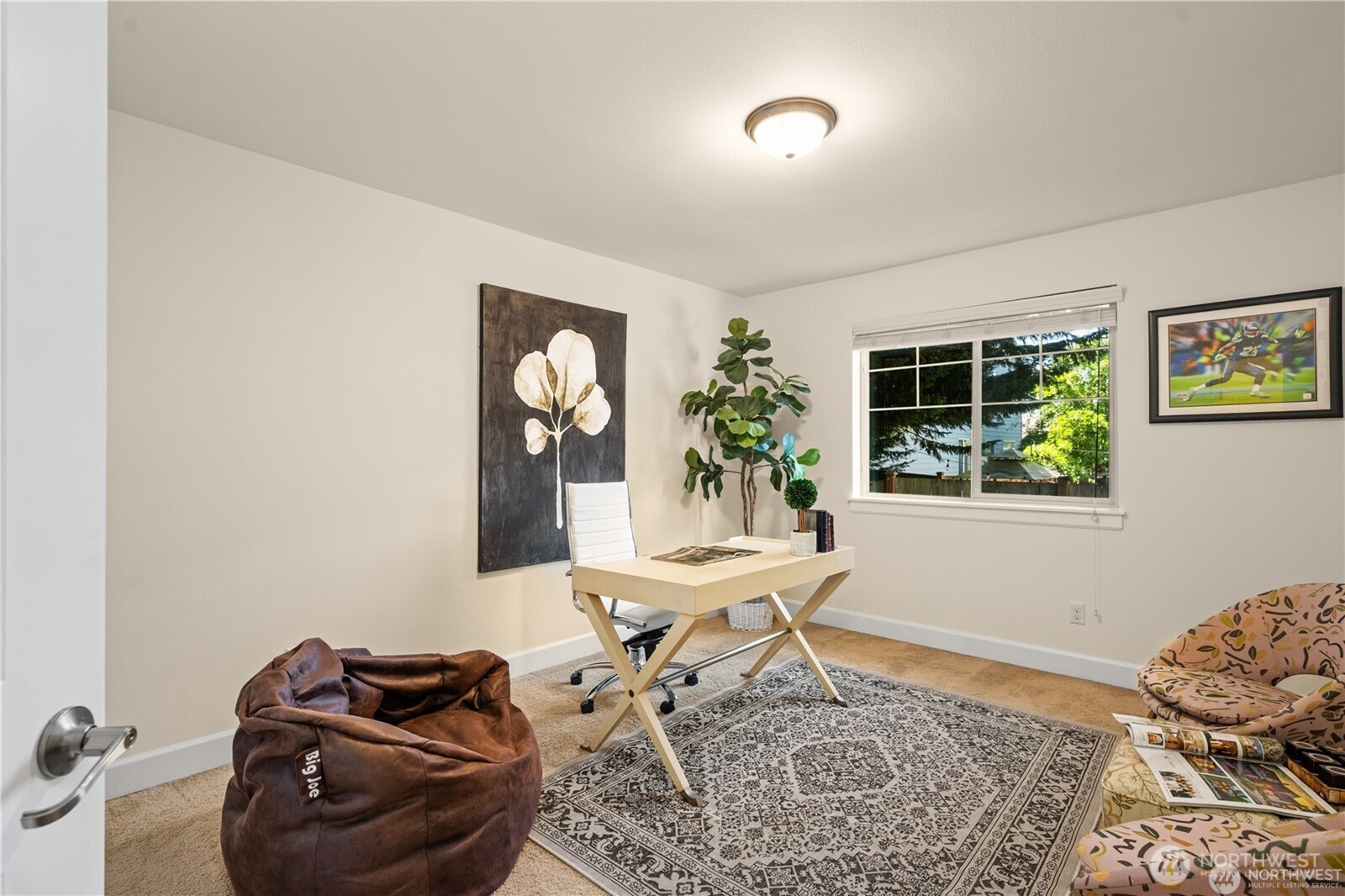 Explore the Residence at 14532 15th Place W, Lynnwood, WA