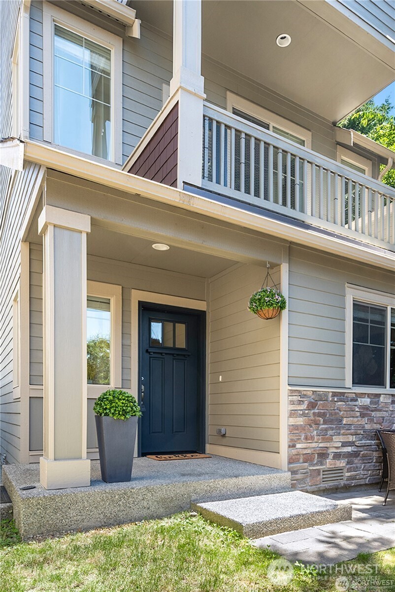 Explore the Residence at 14532 15th Place W, Lynnwood, WA