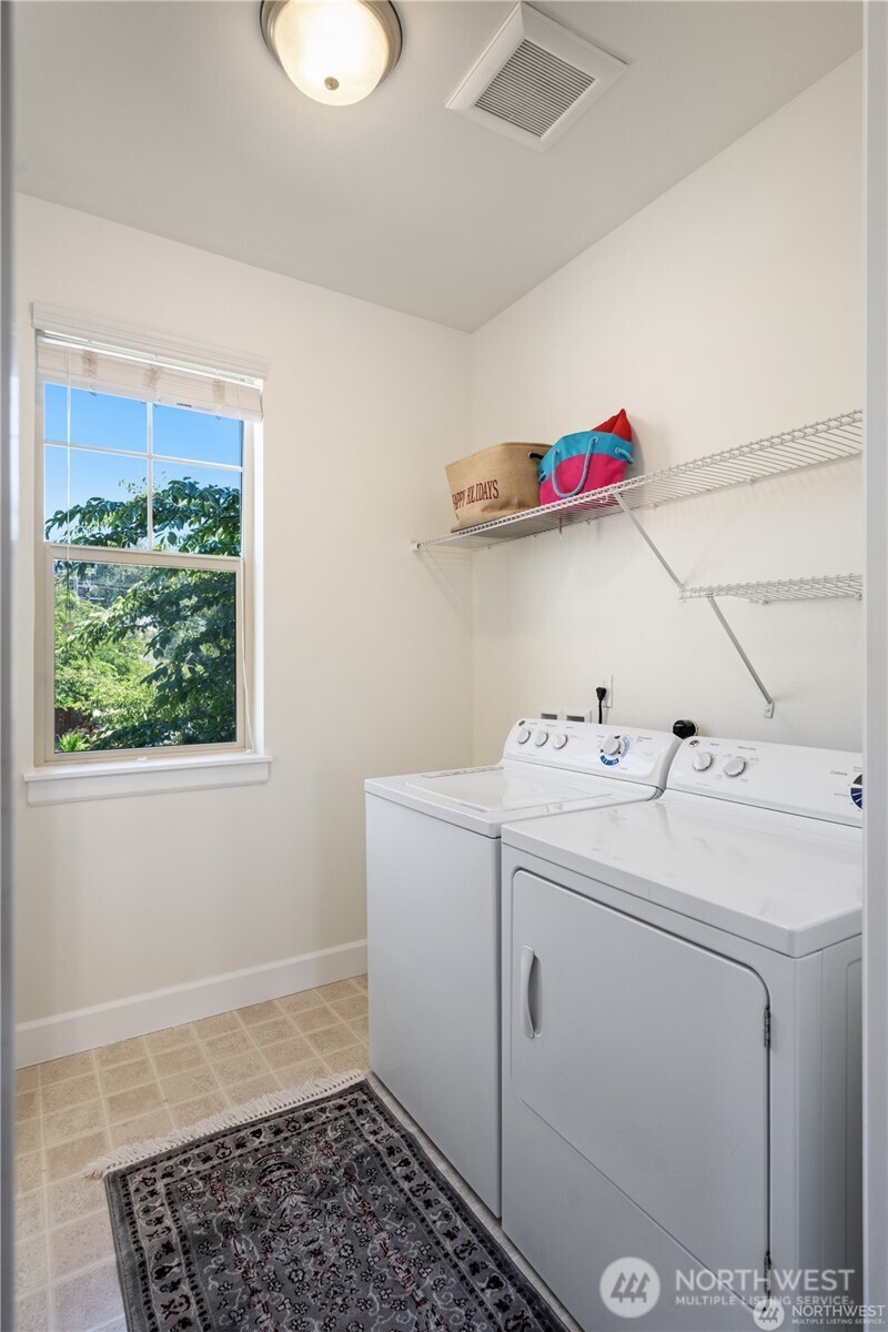 Explore the Residence at 14532 15th Place W, Lynnwood, WA