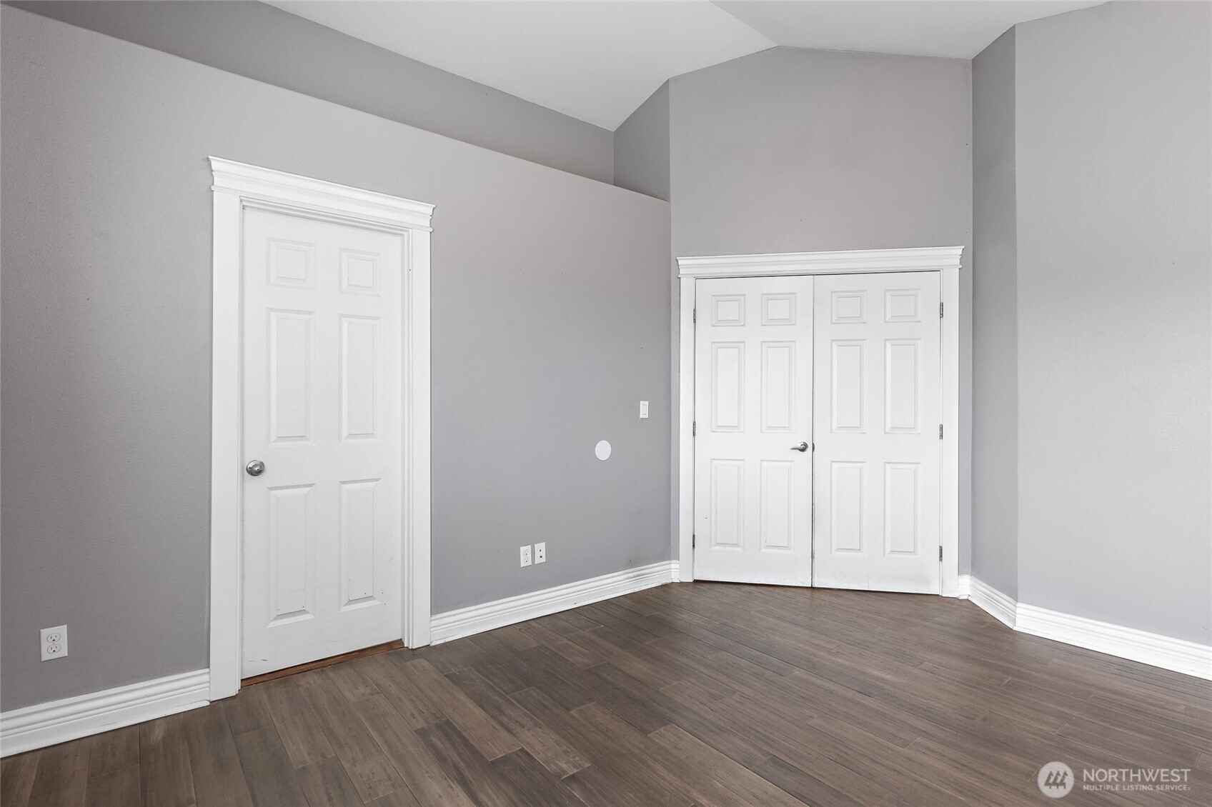 Explore the Home at 18831 112th Avenue Ct E, Puyallup, WA