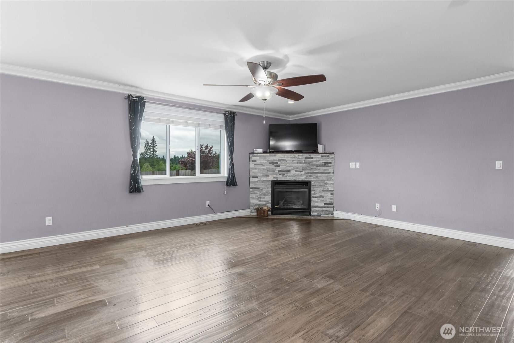Explore the Home at 18831 112th Avenue Ct E, Puyallup, WA