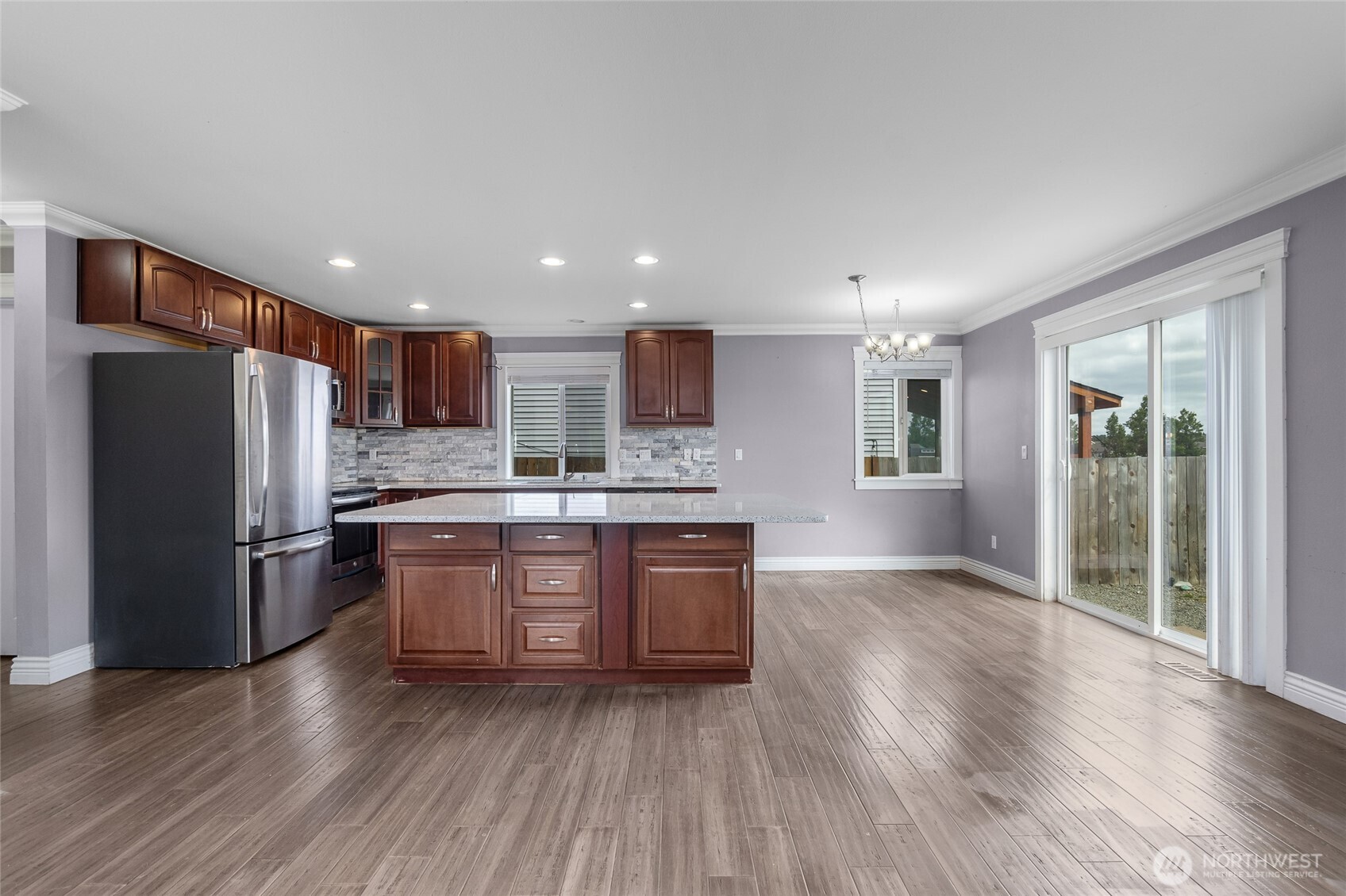 Explore the Home at 18831 112th Avenue Ct E, Puyallup, WA