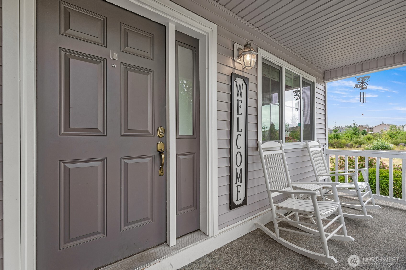 Explore the Home at 18831 112th Avenue Ct E, Puyallup, WA