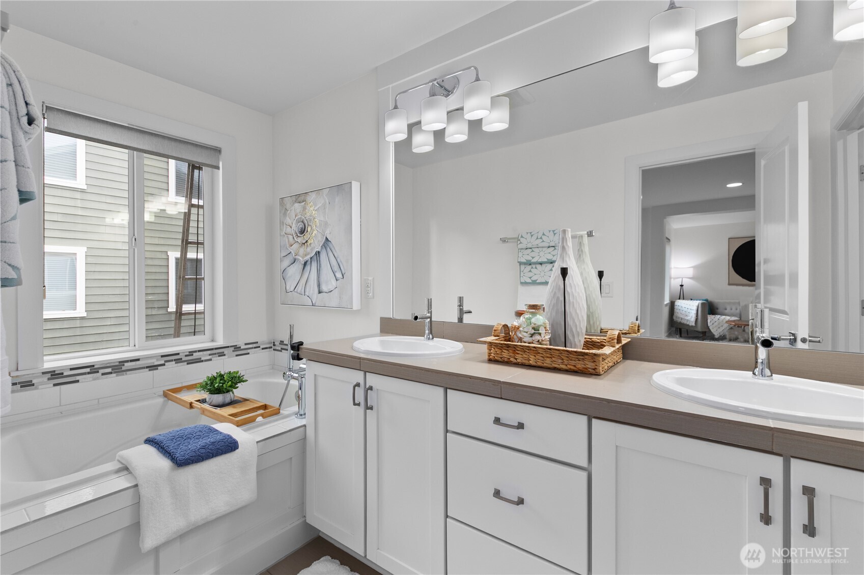 12616 NE 176th Place Unit: A