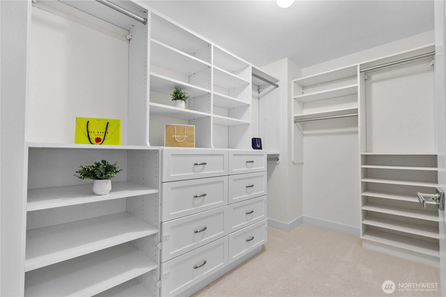 12616 NE 176th Place Unit: A