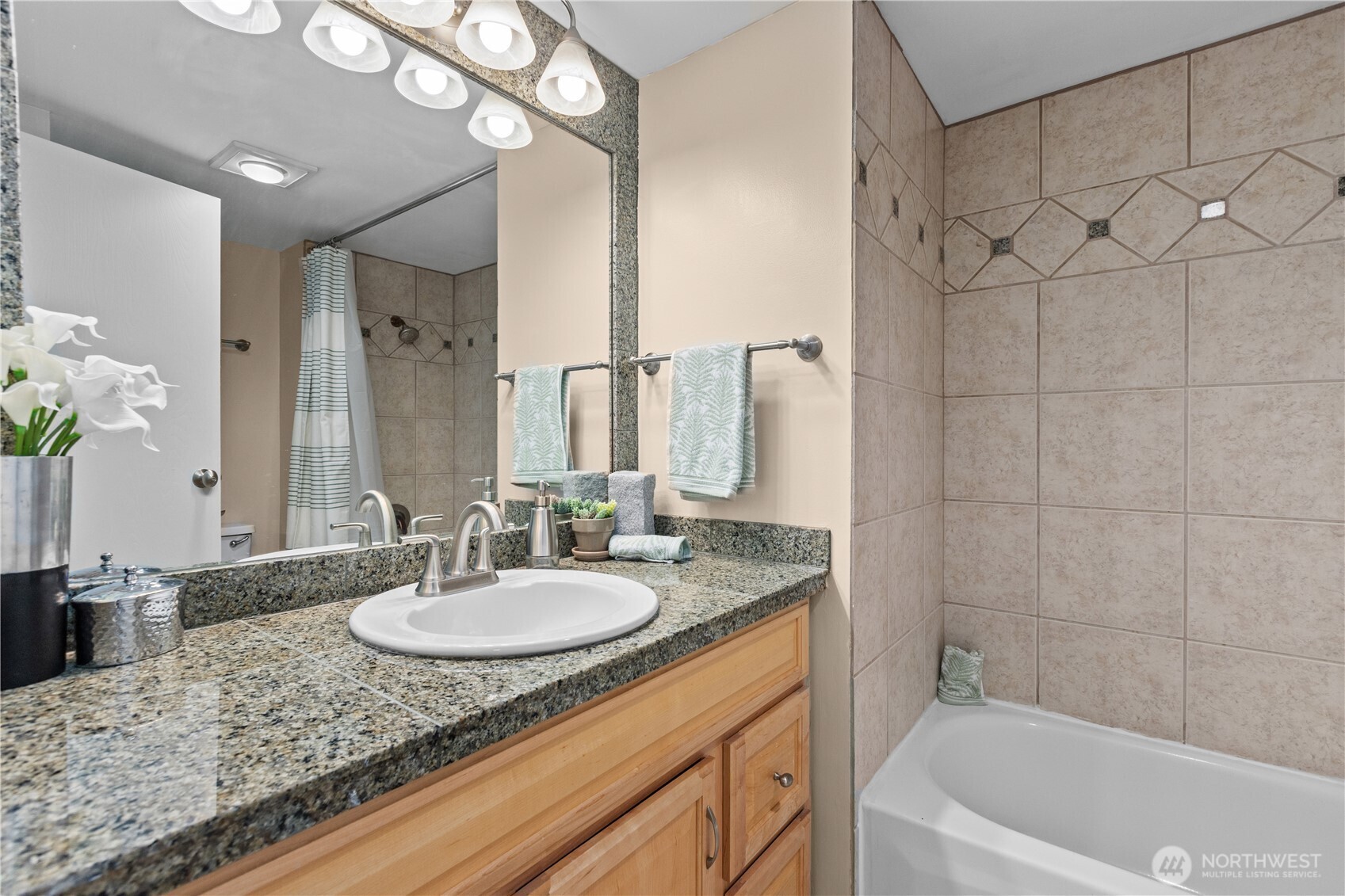 8845 166th Ave NE Unit: B204