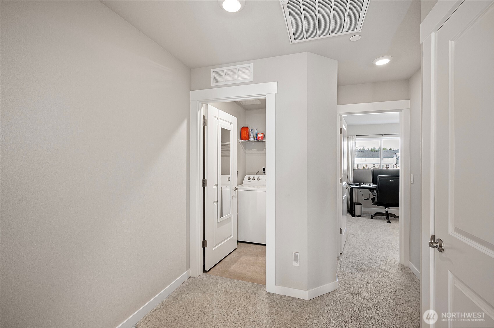 1621 Seattle Hill Road Unit: JJ-3