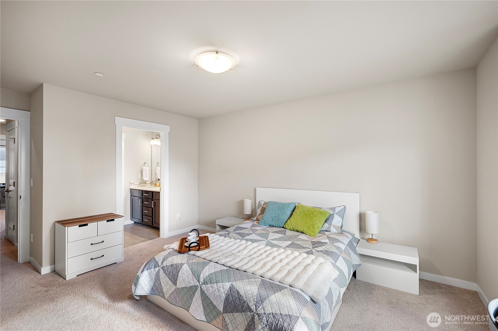 1621 Seattle Hill Road Unit: JJ-3
