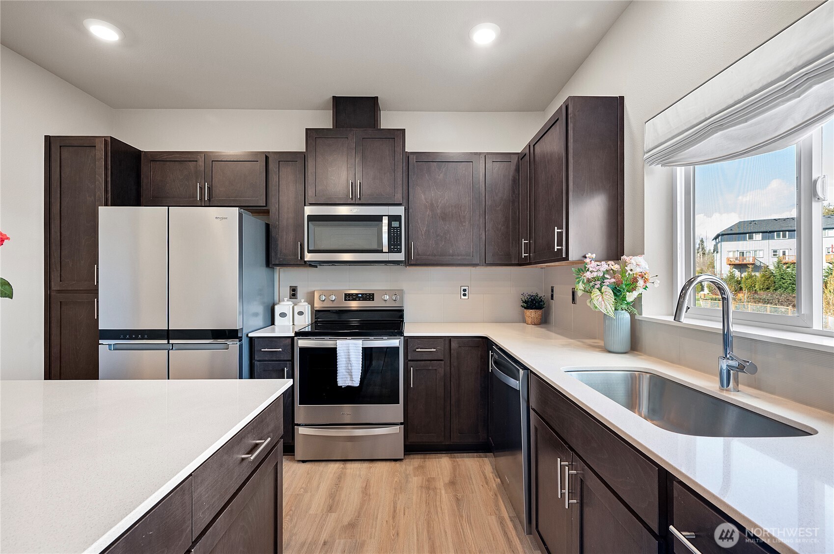 1621 Seattle Hill Road Unit: JJ-3
