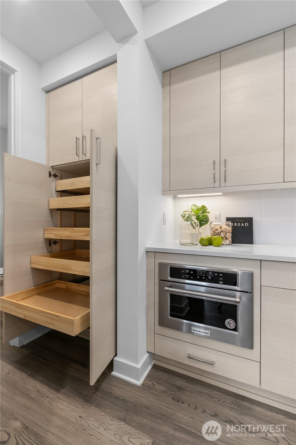 23103 NE 8th Street Unit: E1