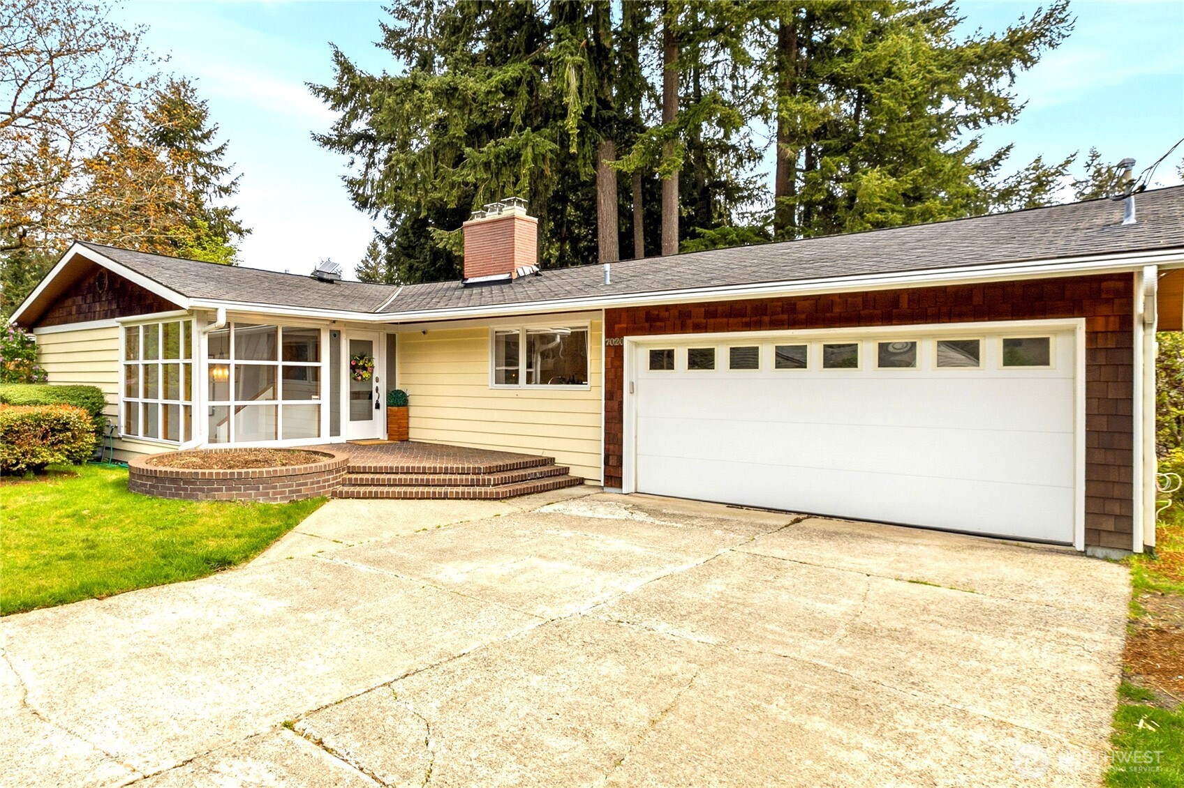 7020 137th Avenue NE