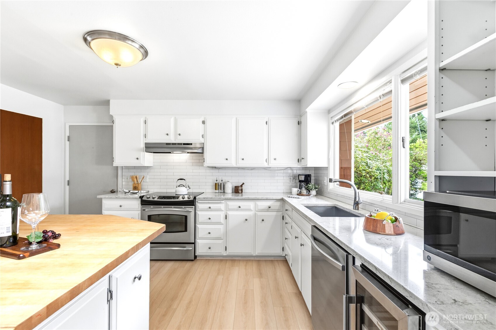 7020 137th Avenue NE