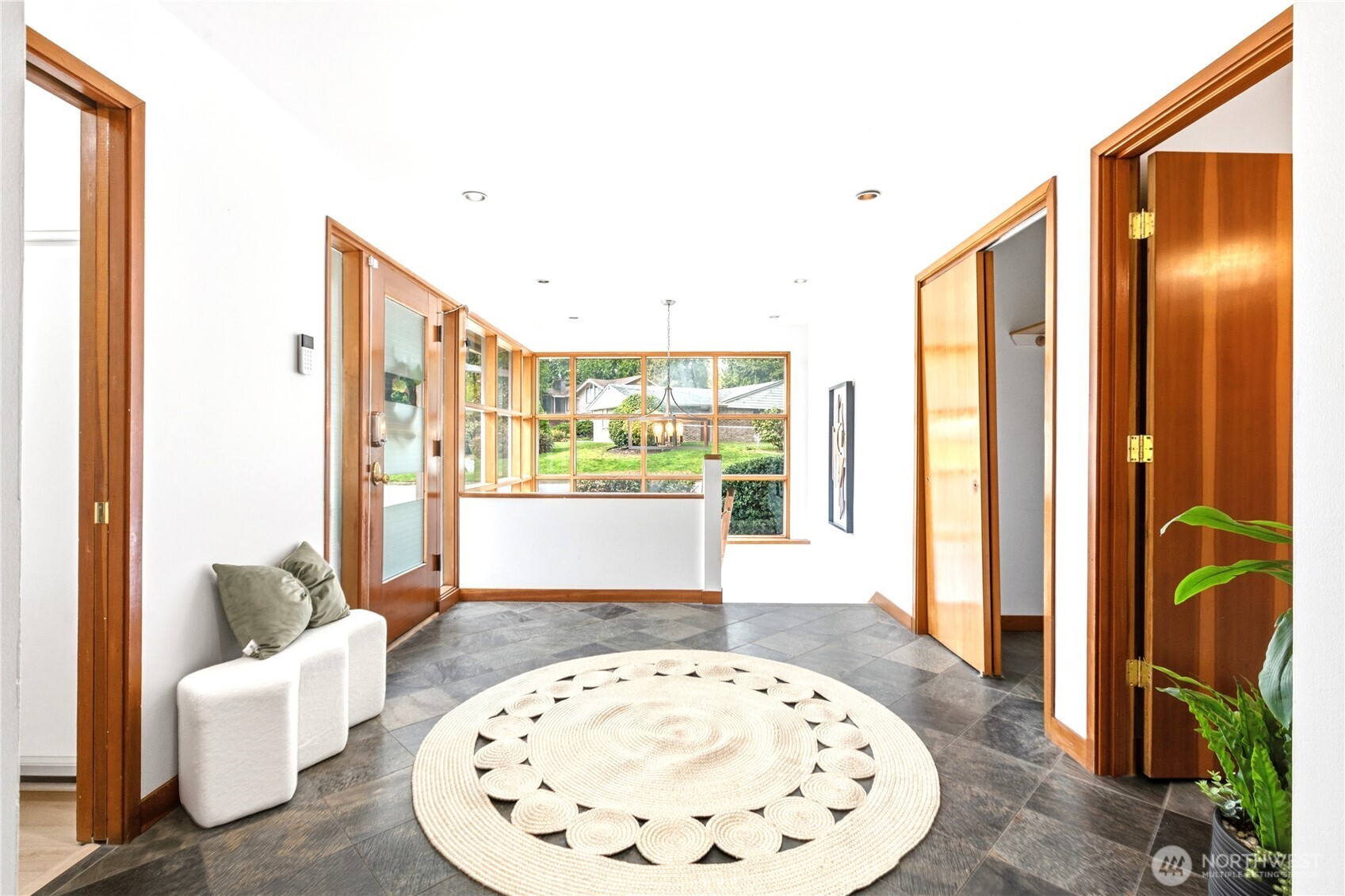 7020 137th Avenue NE