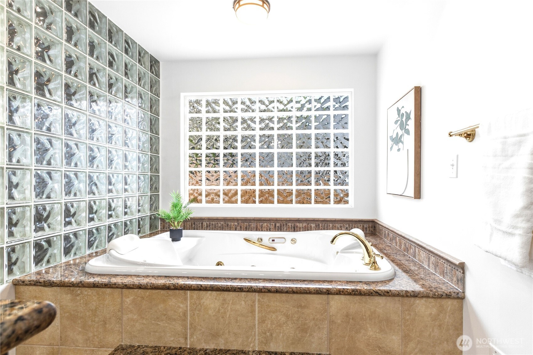 7020 137th Avenue NE