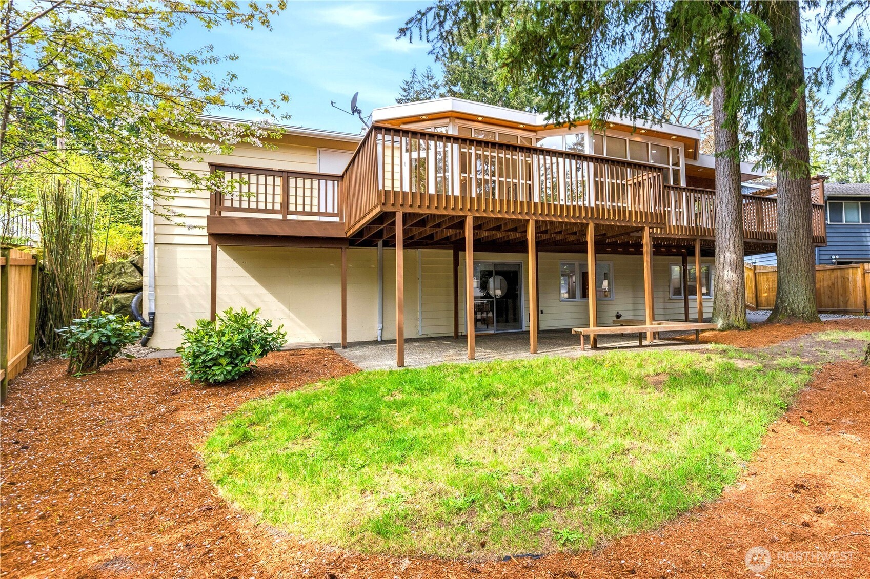 7020 137th Avenue NE