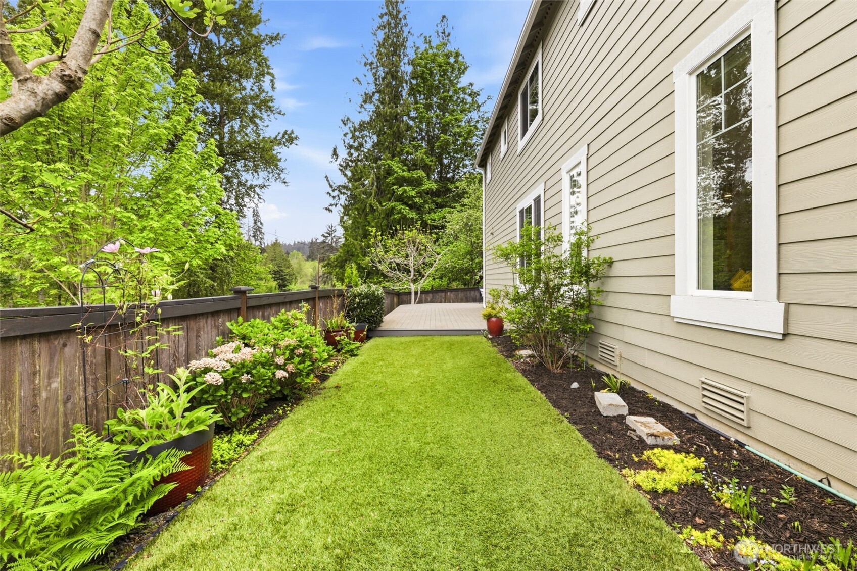 18928 10th Drive SE