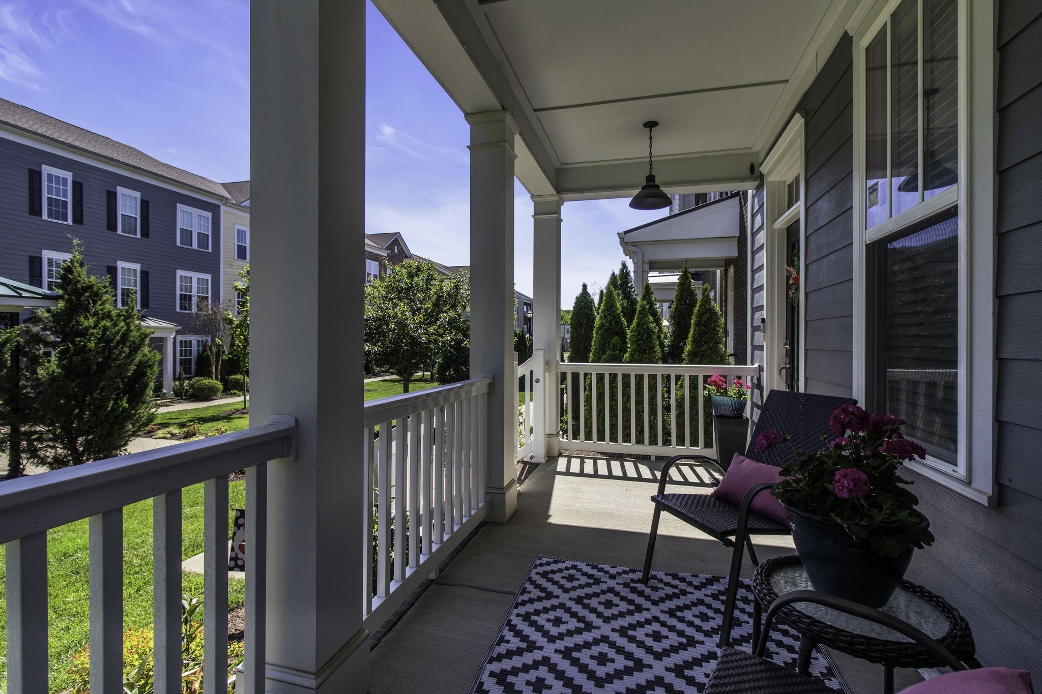 301 Kara Ln