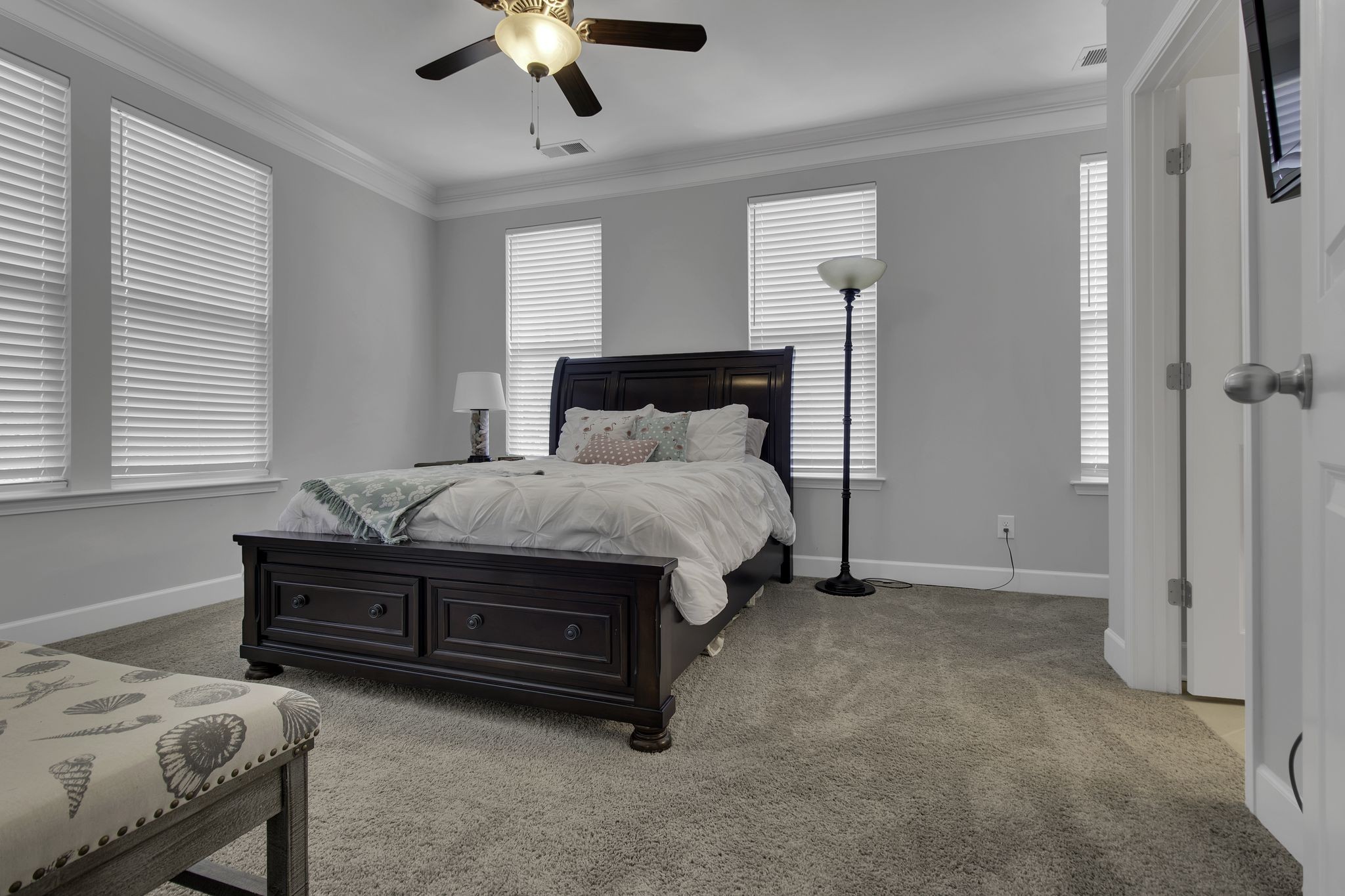 301 Kara Ln