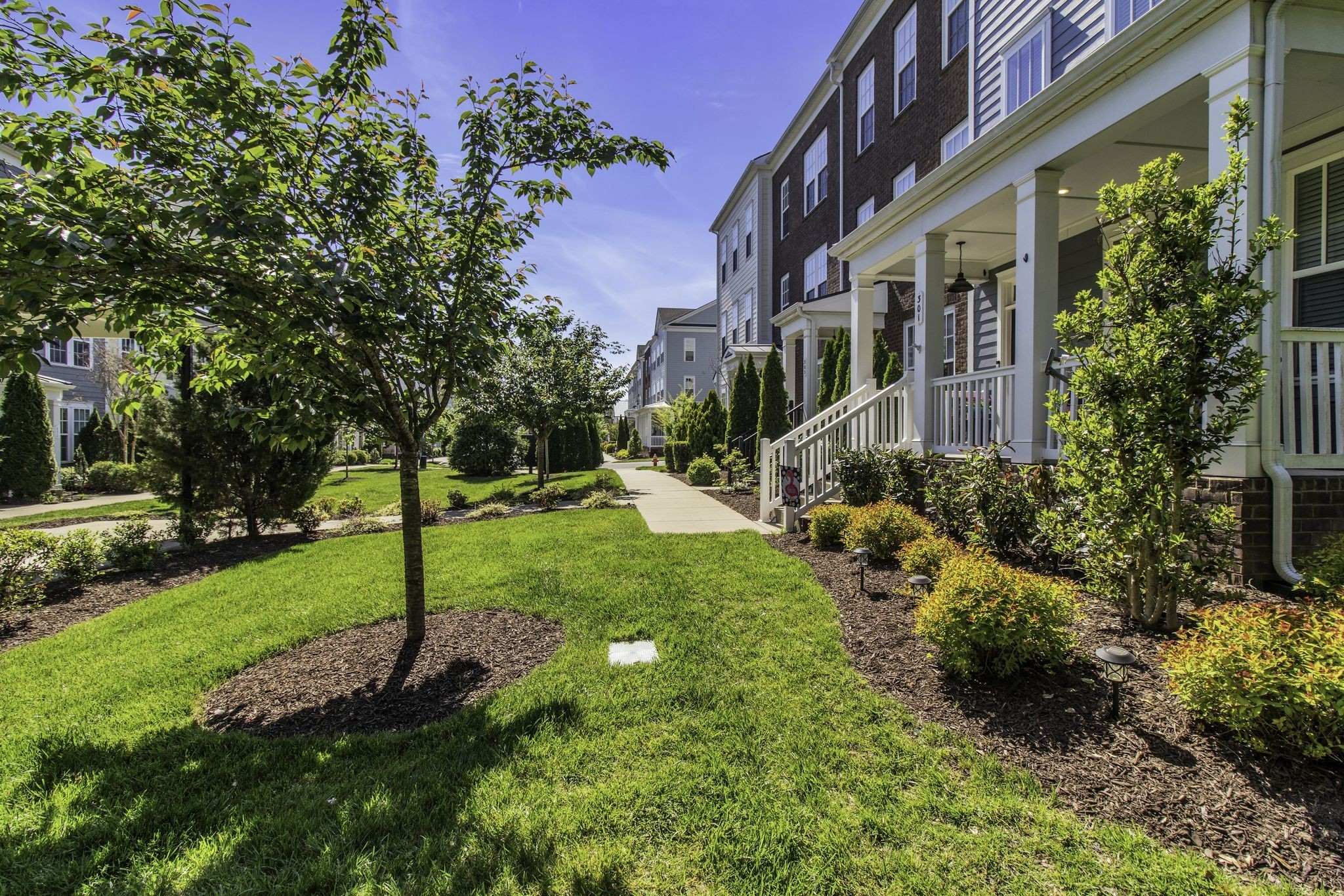 301 Kara Ln