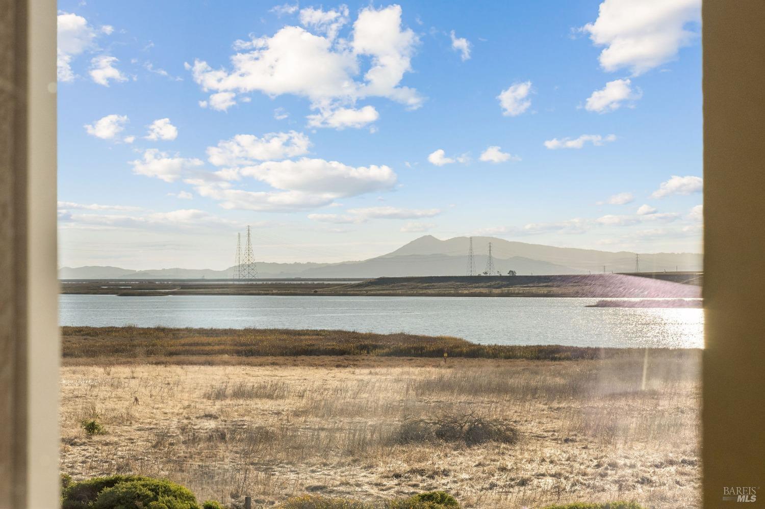 544 Wetlands Edge Rd