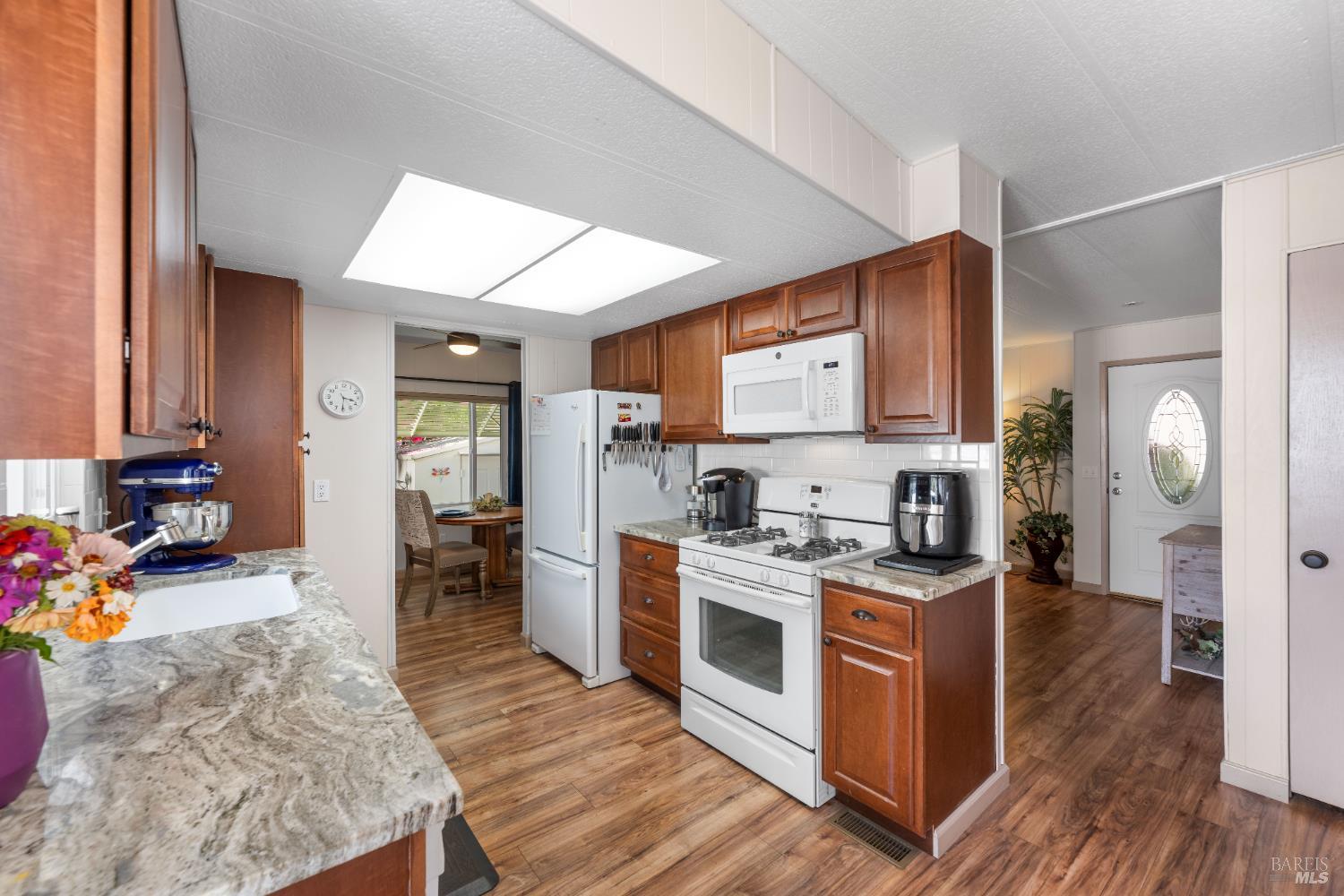 99 Hacienda Dr