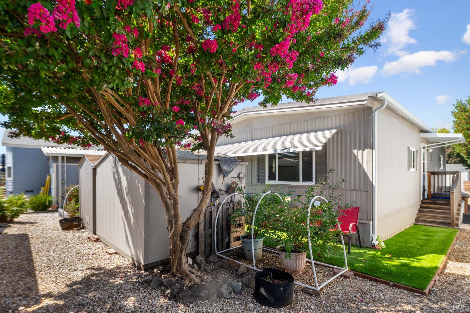 99 Hacienda Dr