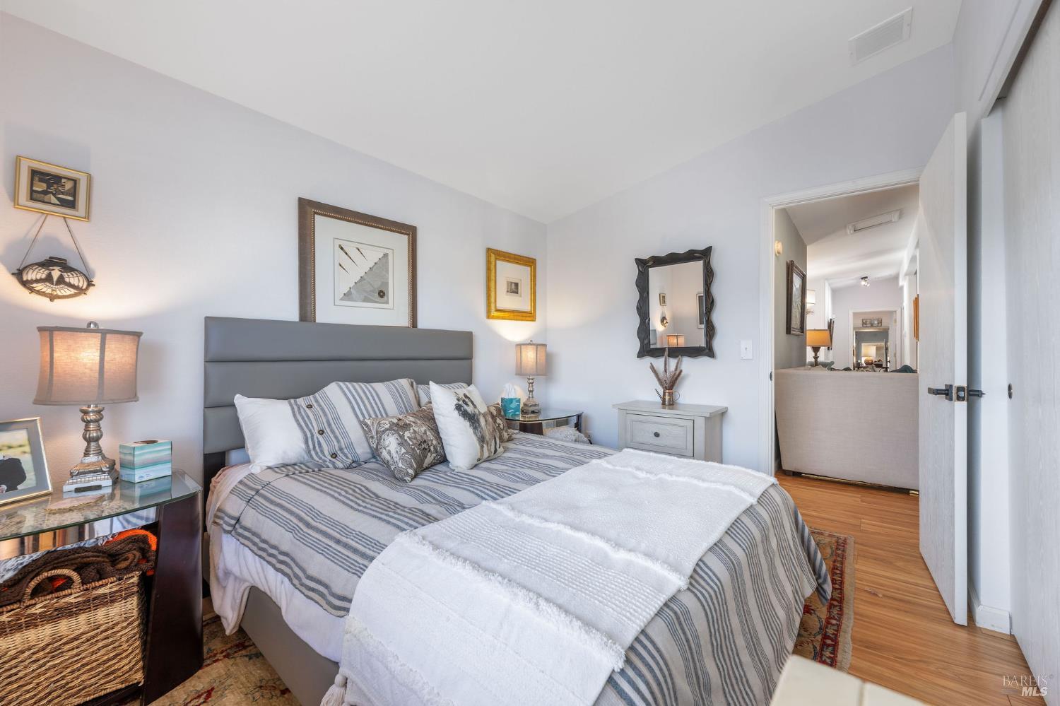 770 Lincoln Ave #32