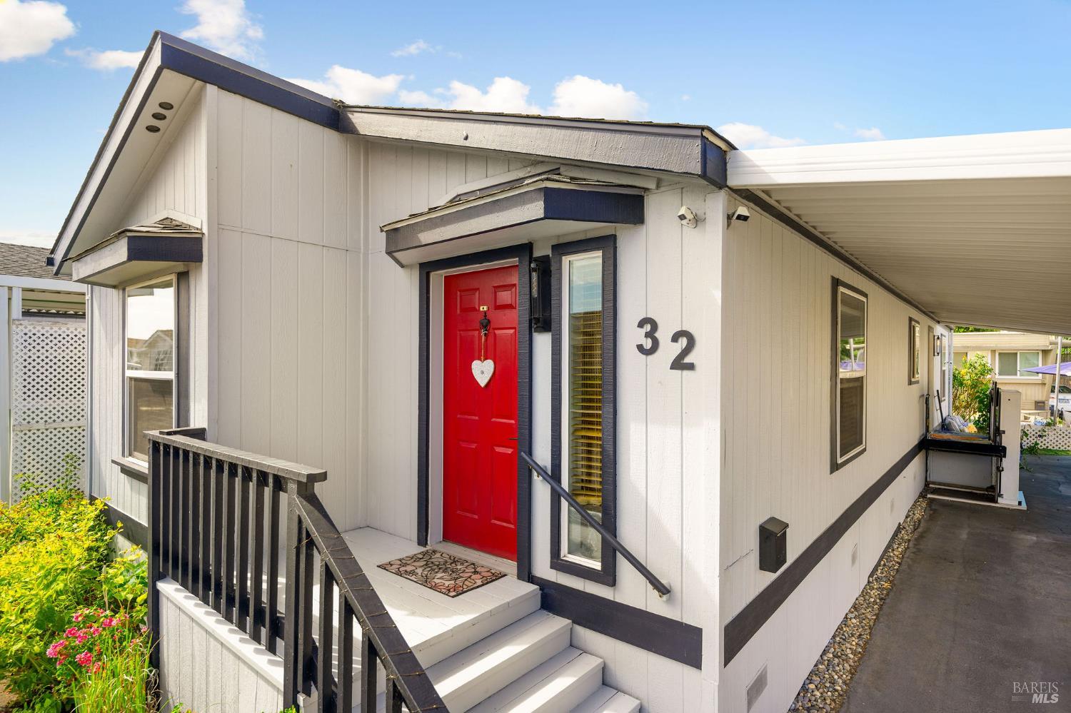 770 Lincoln Ave #32