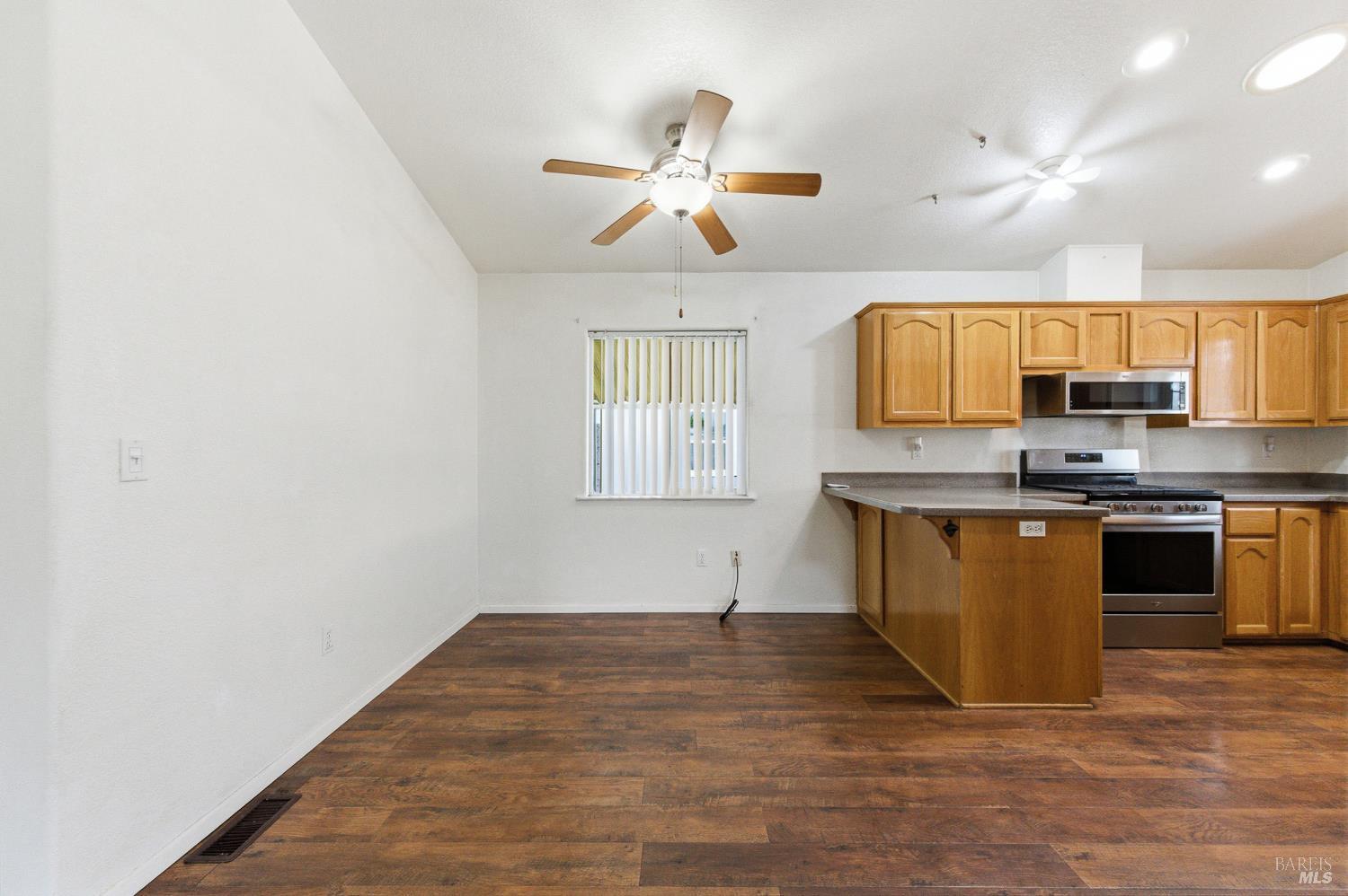 770 Lincoln Avenue Unit: #80