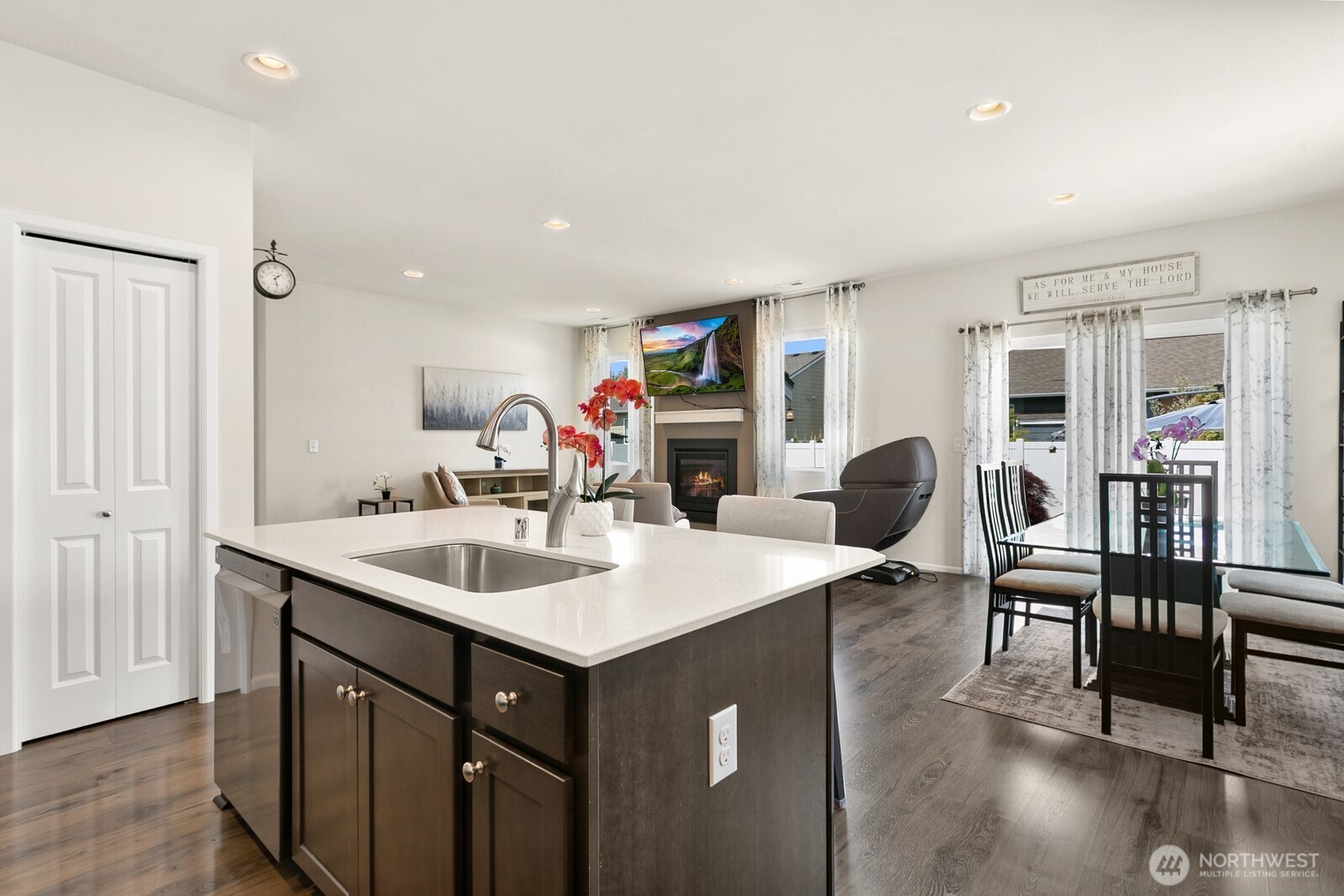 121 Hickory Avenue SW Unit: 26