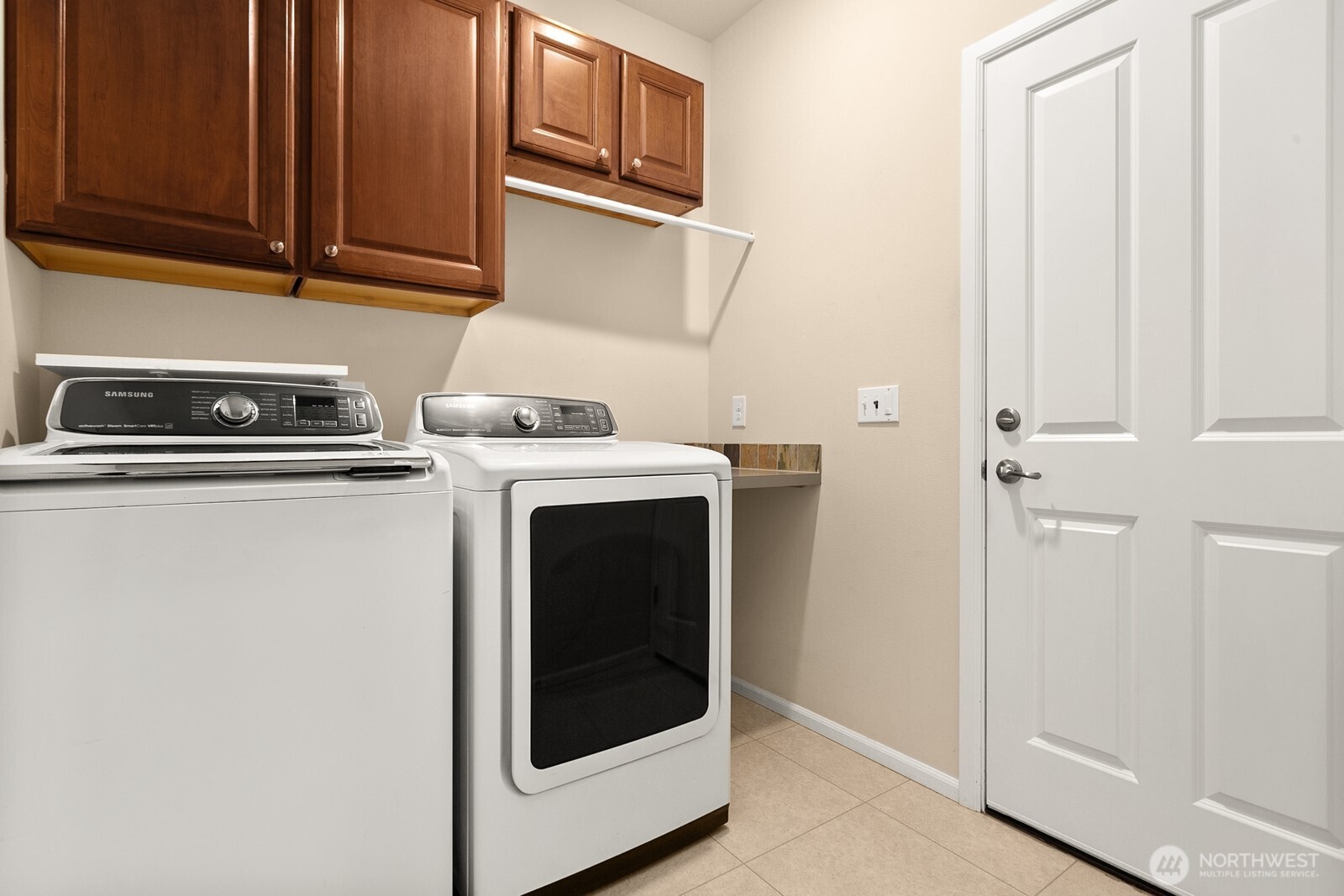 121 Hickory Avenue SW Unit: 26