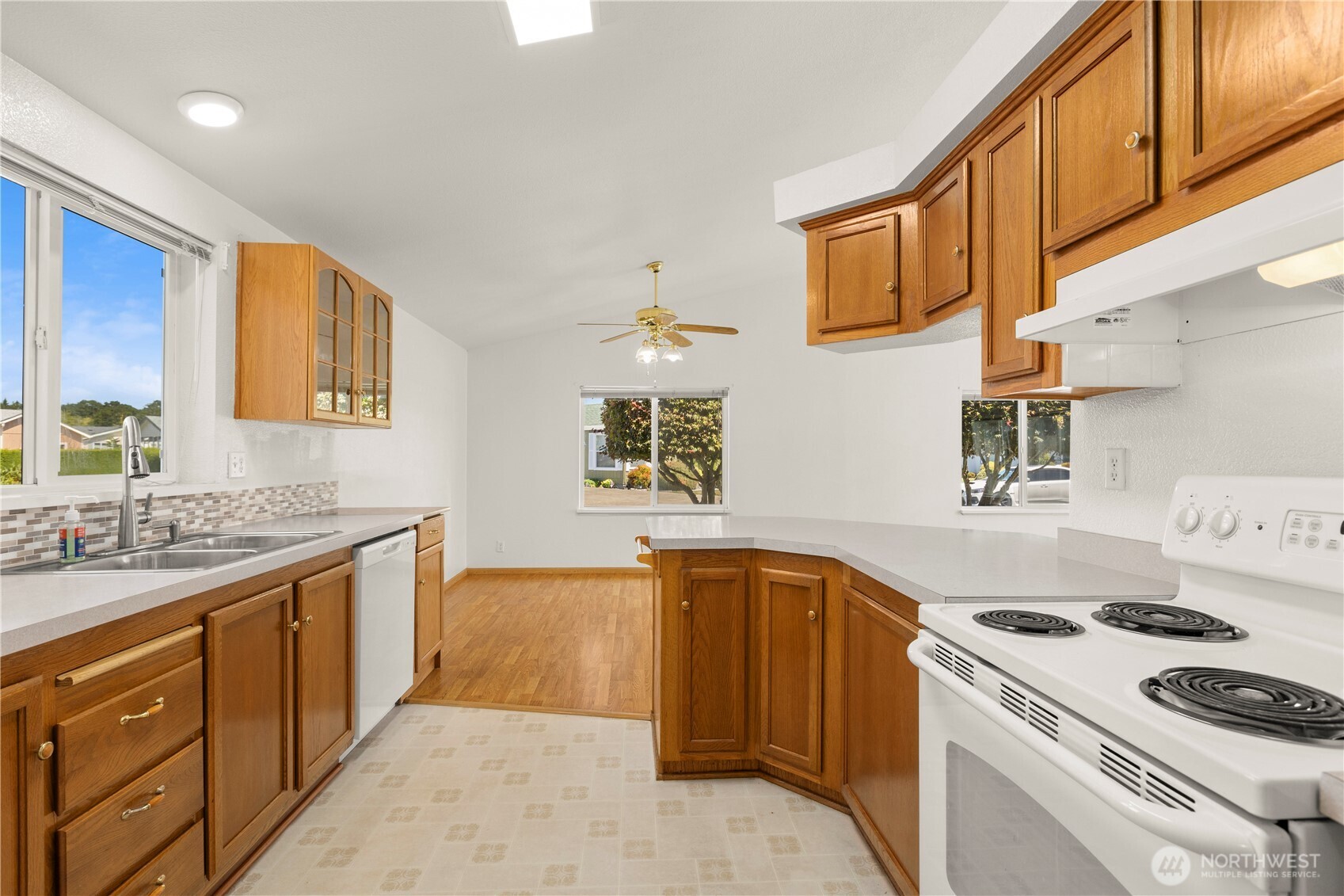 1918 Harrison Avenue Unit: 26