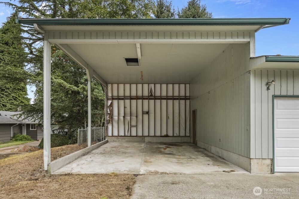 1907 Marion Street NE