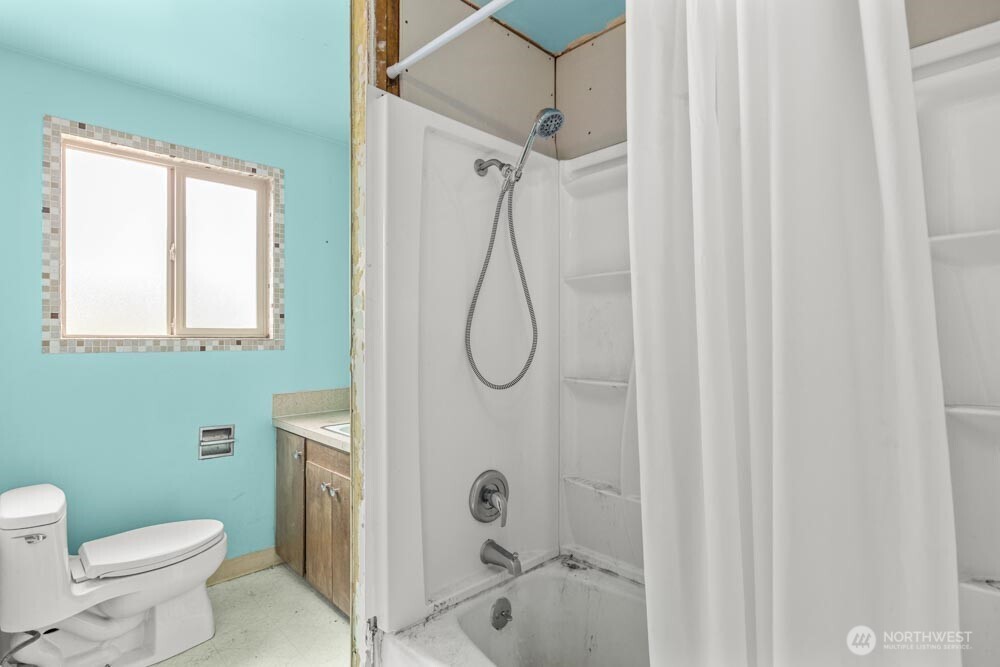 1907 Marion Street NE